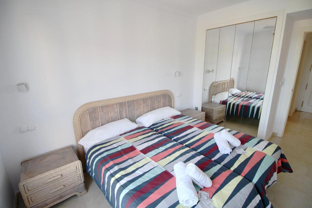 Atico Con Piscina Privada En Primera Linea Apartment Denia Bagian luar foto